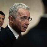 Condena histórica al expresidente colombiano Álvaro Uribe por soborno y fraude procesal