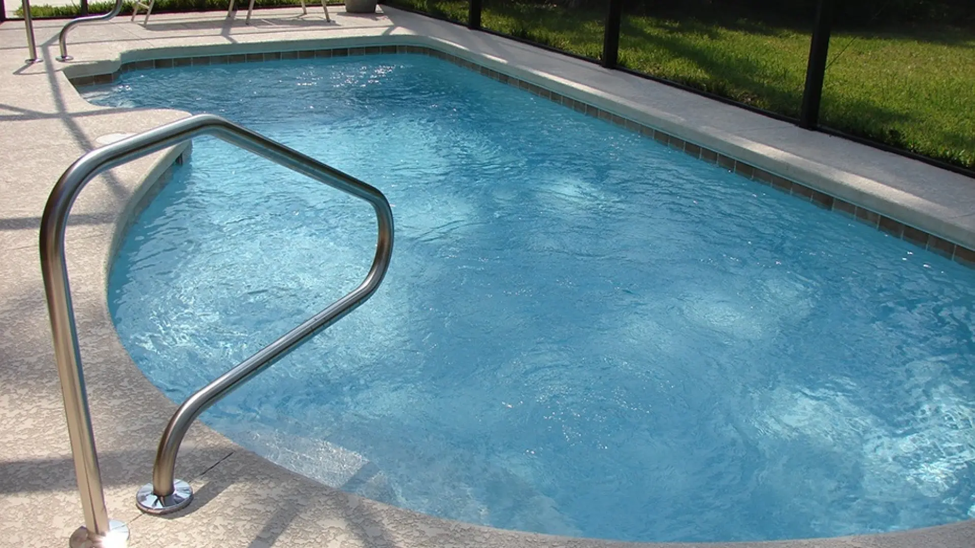 Muere ahogado un niño de 2 años en una piscina privada de Aspe