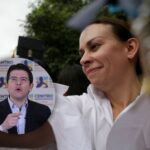 María Claudia Tarazona publica nueva foto de Miguel Uribe: «Paso a paso»