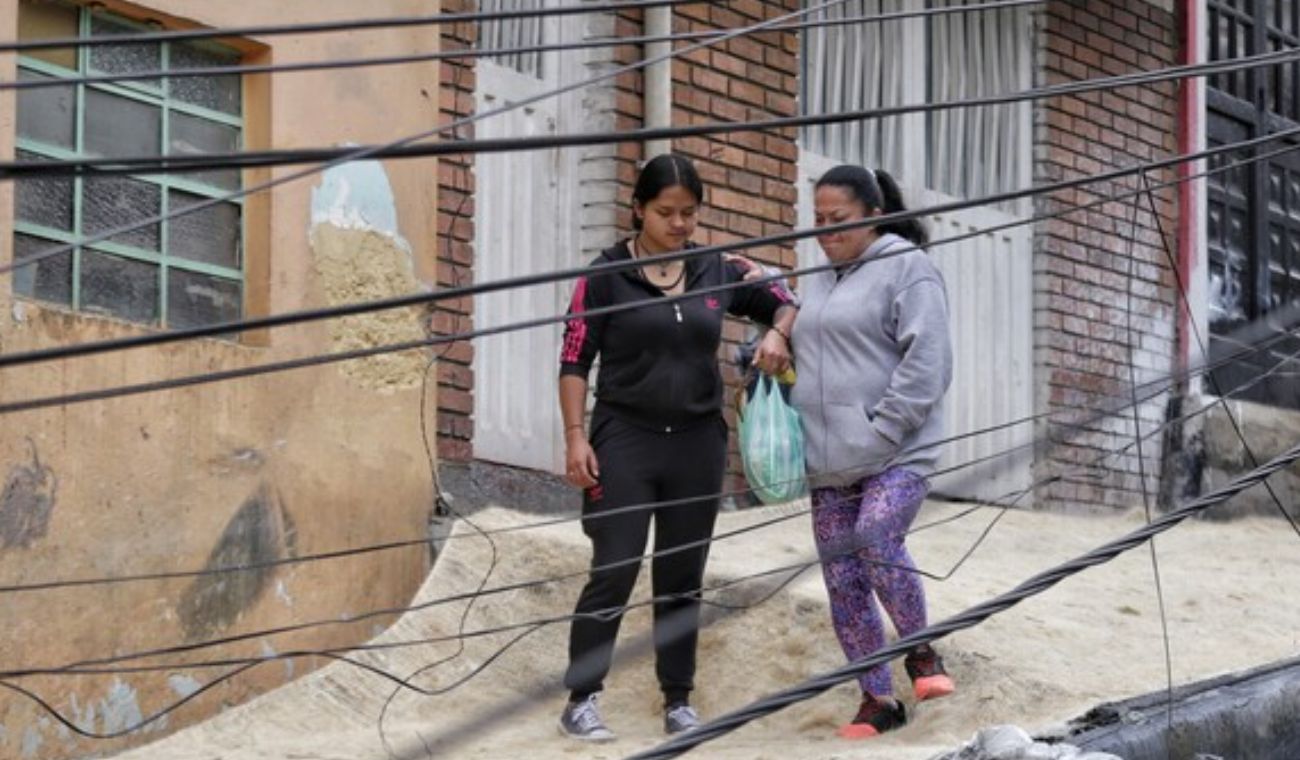 ¿Quién responde por los cables colgando en Bogotá? ¿Quién responde por los cables colgando en Bogotá?
