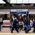 Suspendido el Cercanías de Madrid entre Atocha y Nuevos Ministerios por el incendio en un cuarto de acometidas