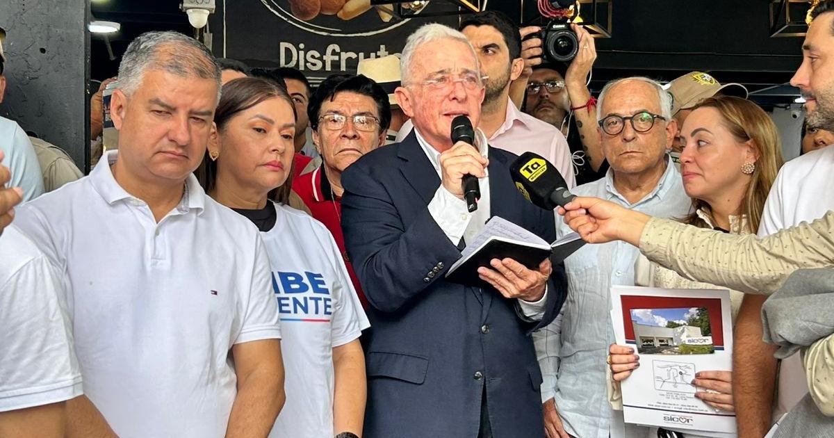 Noticias Colombia: Voces en contra de argumento de la juez en caso Uribe Noticias Colombia: Voces en contra de argumento de la juez en caso Uribe
