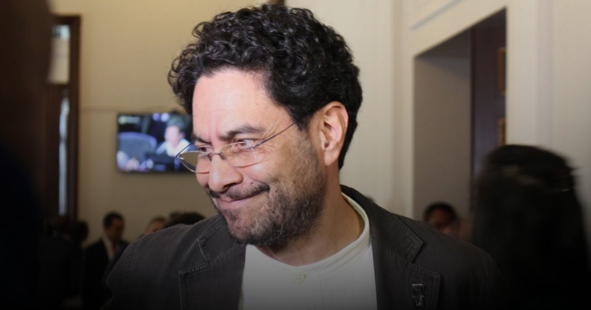 Así planeaban incriminar a Iván Cepeda y a su abogado con un montaje de narcotráfico Así planeaban incriminar a Iván Cepeda y a su abogado con un montaje de narcotráfico