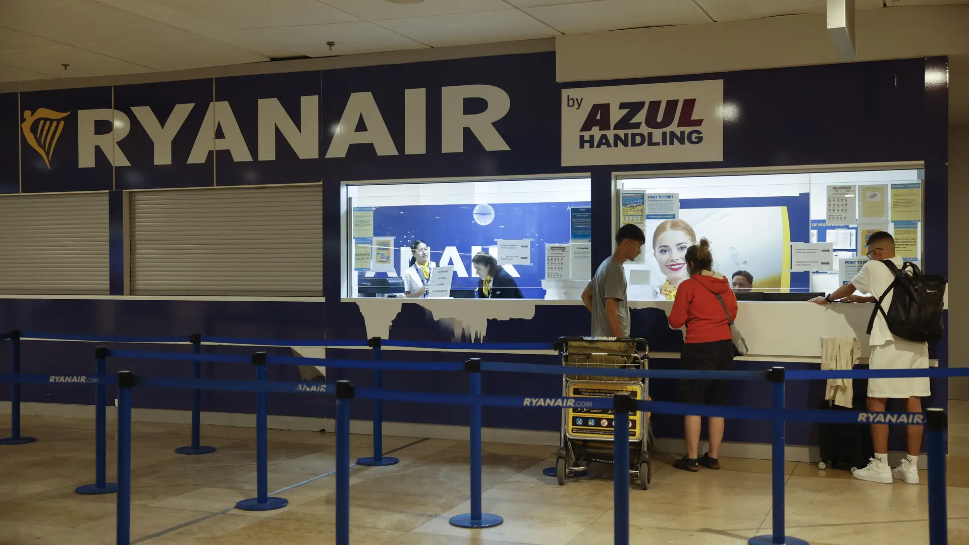 La huelga del personal de tierra de Ryanair comienza con escaso impacto y acusaciones de boicot de UGT La huelga del personal de tierra de Ryanair comienza con escaso impacto y acusaciones de boicot de UGT