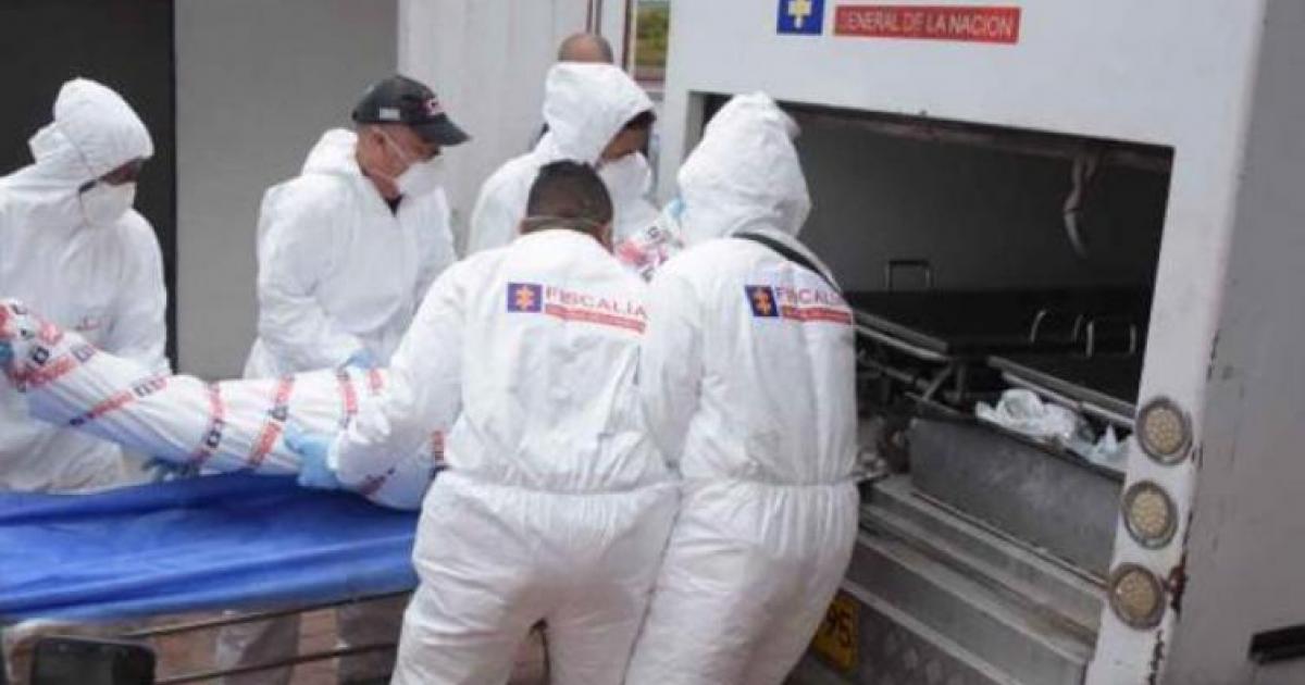 Noticias Medellín: Hallan cadáver con machete y signos de agresión Noticias Medellín: Hallan cadáver con machete y signos de agresión
