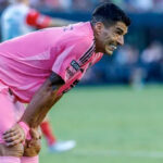 Luis Suárez escupe a un miembro del cuerpo técnico de Sounders en una tangana final – El Pais Vallenato