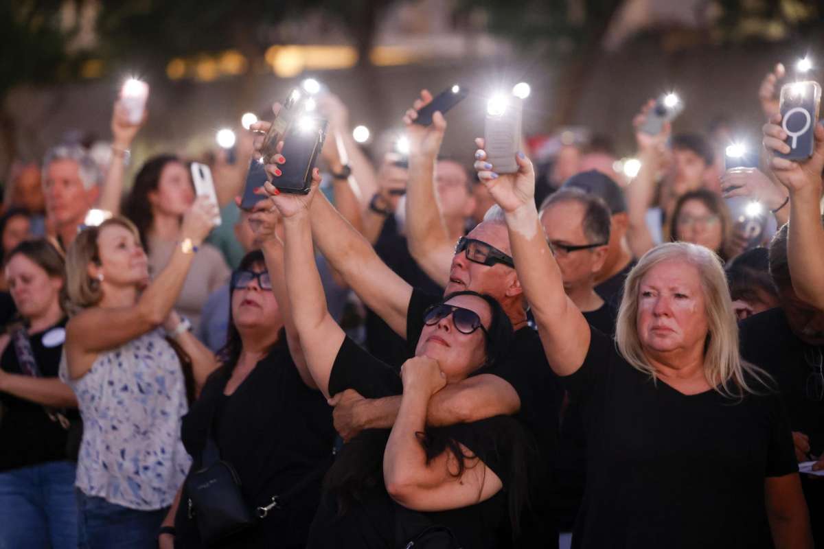 Más de cien mil ciudadanos se congregan en Arizona por el funeral de Charlie Kirk Más de cien mil ciudadanos se congregan en Arizona por el funeral de Charlie Kirk