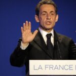 Sarkozy tendrá que entrar en prisión aunque recurra tras ser condenado a cinco años de cárcel