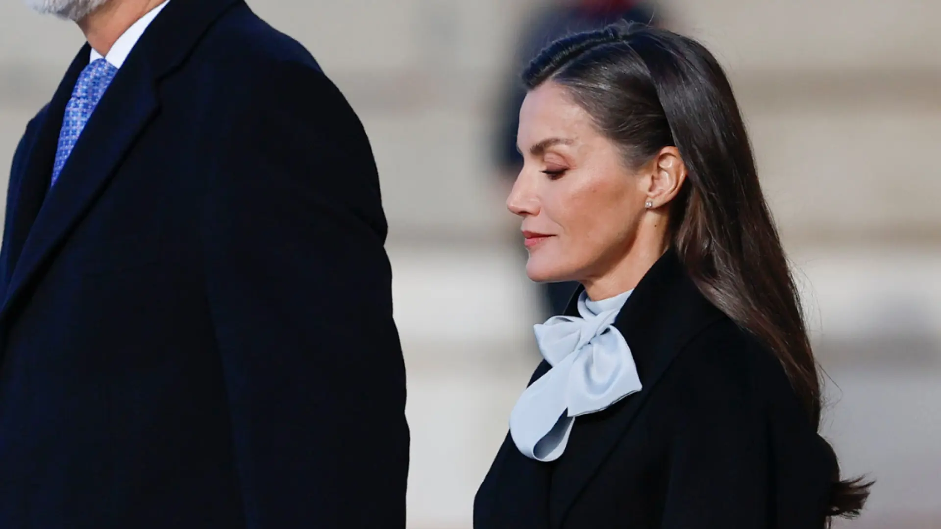 La reina Letizia emula el ‘look’ estrella de Kate Middleton para recibir al sultán de Omán como una ‘lady’