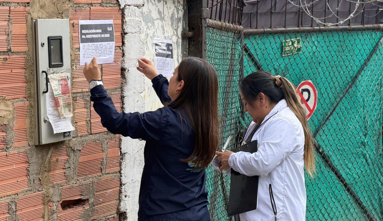 CAR Cundinamarca frena obras en Zipaquirá por mal manejo de residuos CAR Cundinamarca frena obras en Zipaquirá por mal manejo de residuos