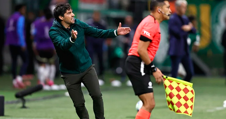 Las finales de Sudamericana y Libertadores contarán con sistema para detectar fuera de juego