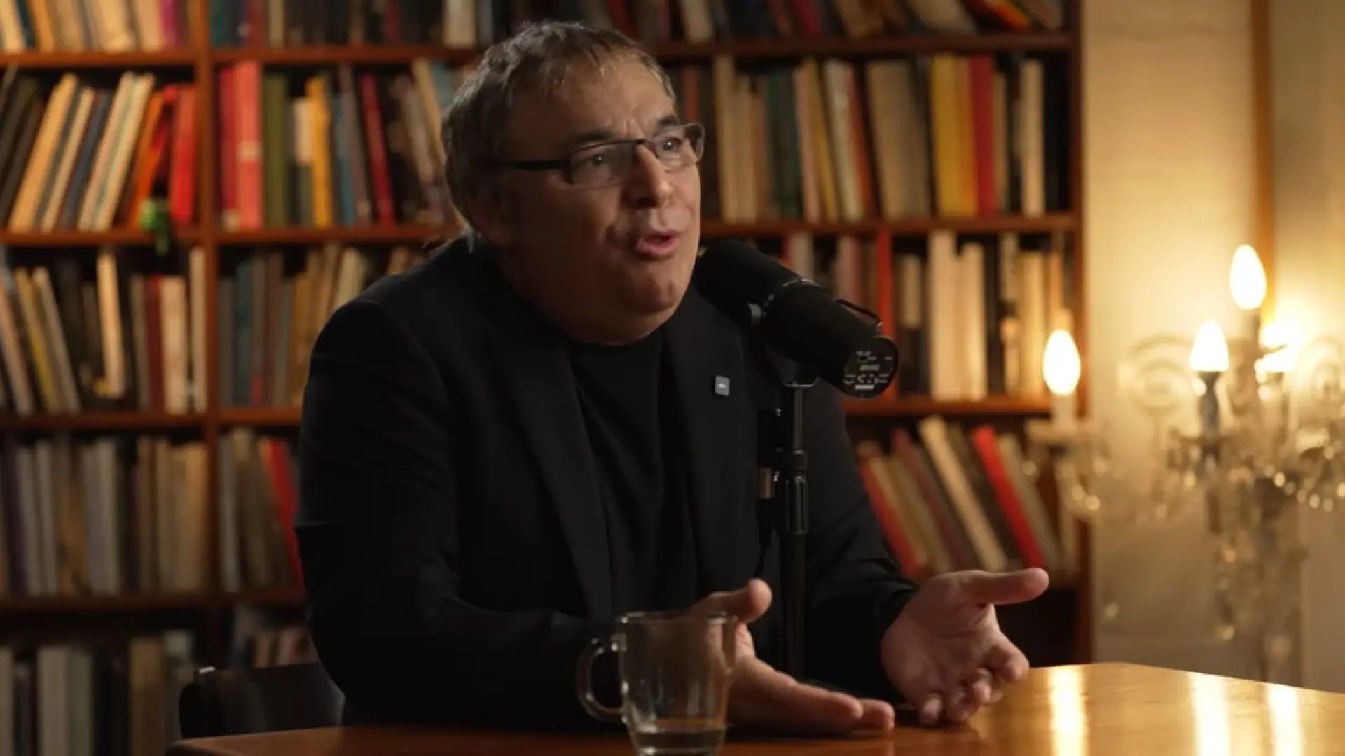 «El ser humano tiene una crueldad que es inexistente en otras especies»