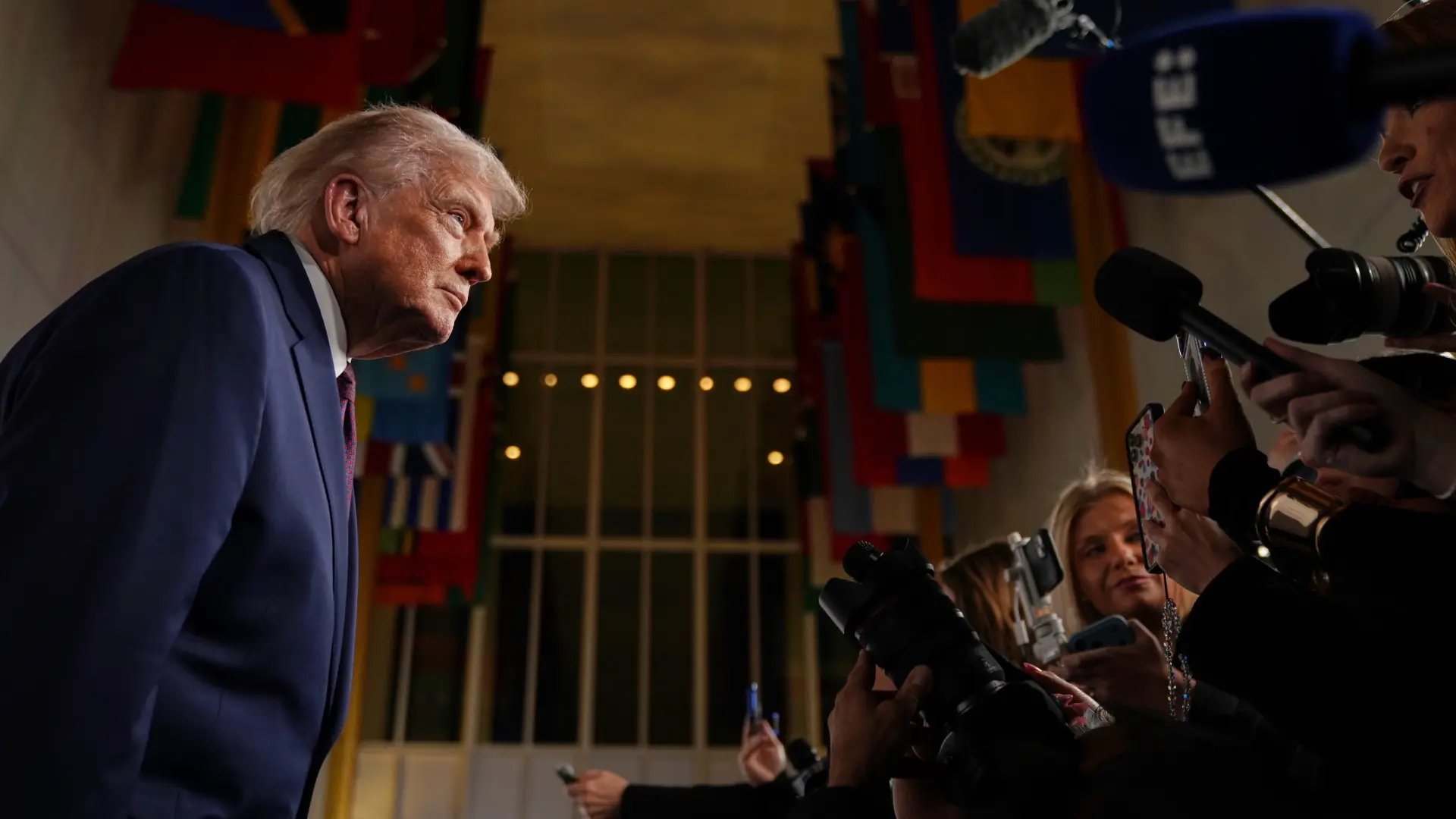 Trump dice que «Cuba no podrá sobrevivir» tras anunciar que impondrá aranceles a bienes de países que vendan petróleo a Cuba Trump dice que «Cuba no podrá sobrevivir» tras anunciar que impondrá aranceles a bienes de países que vendan petróleo a Cuba