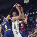 aplastante victoria blanca para ponerse delante en la clasificación aplastante victoria blanca para ponerse delante en la clasificación