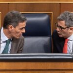 El Gobierno rectifica y trocea en dos decretos las pensiones y las medidas antidesahucio recortadas para intentar atraer a Junts