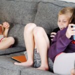 Fad Juventud valora como «necesario pero no suficiente» prohibir a los menores de 16 años las redes y piden más educación digital