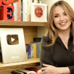 La colombiana Diana Cerón se ha hecho famosa con los Códigos Sagrados, una herramienta espiritual para vivir mejor
