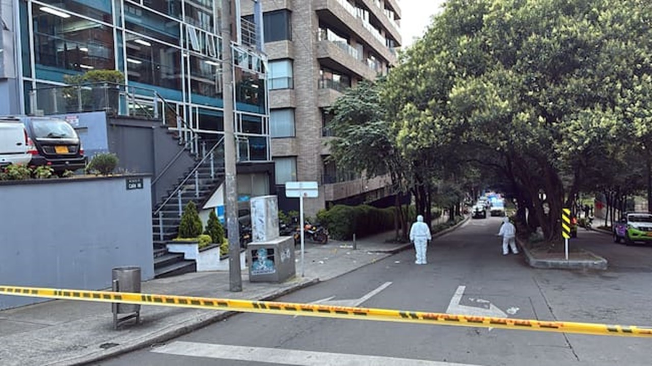 Se registró un tiroteo frente al gimnasio Bodytech Cabrera en Bogotá: dos personas murieron Se registró un tiroteo frente al gimnasio Bodytech Cabrera en Bogotá: dos personas murieron