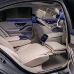 desde la estrella del capó iluminada hasta cinturones calefactados y con airbags desde la estrella del capó iluminada hasta cinturones calefactados y con airbags