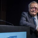 «No podemos comparar, cada uno gana lo que se merece»