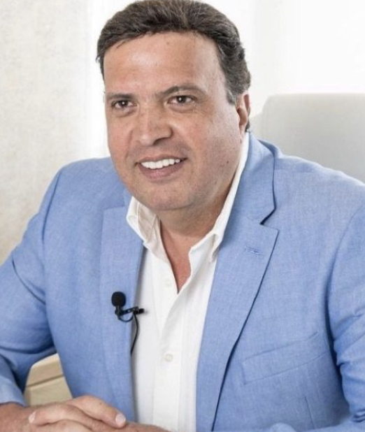 Lipoescultura de Alta Definición en Bogotá: Técnica Segura del Dr. Carlos Arango