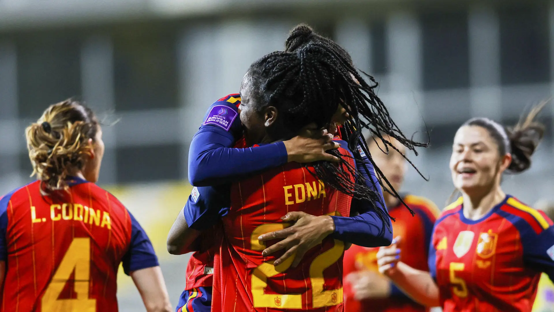 España se impone a Ucrania en su polémica visita a Turquía y sigue invicta en el camino al Mundial España se impone a Ucrania en su polémica visita a Turquía y sigue invicta en el camino al Mundial