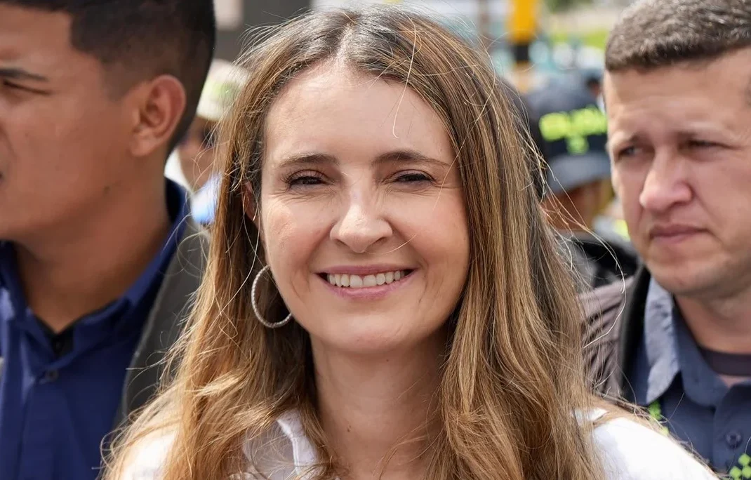Paloma Valencia cierra campaña en Bogotá con multitudinario respaldo y un mensaje de «Mano de Hierro» contra la criminalidad