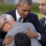 Muere Shigeaki Mori, el superviviente de la bomba atómica que conmovió al mundo con su abrazo a Obama Muere Shigeaki Mori, el superviviente de la bomba atómica que conmovió al mundo con su abrazo a Obama