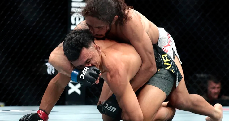 El colombiano ‘Blair’ Reyes derrota a Douglas Silva por nocaut técnico en UFC