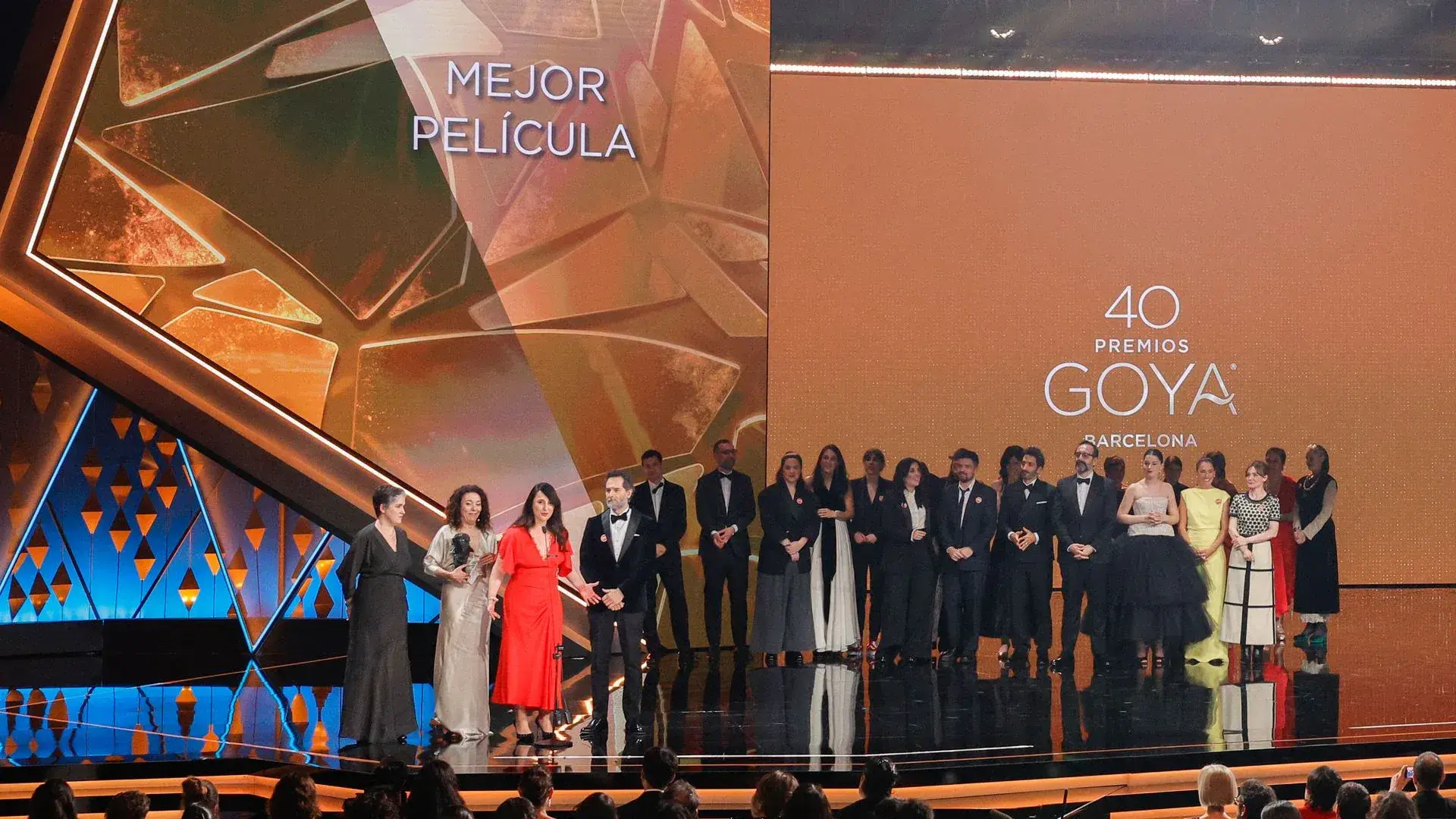 ‘Los domingos’ toca el cielo en unos Premios Goya que pasarán a la historia ‘Los domingos’ toca el cielo en unos Premios Goya que pasarán a la historia
