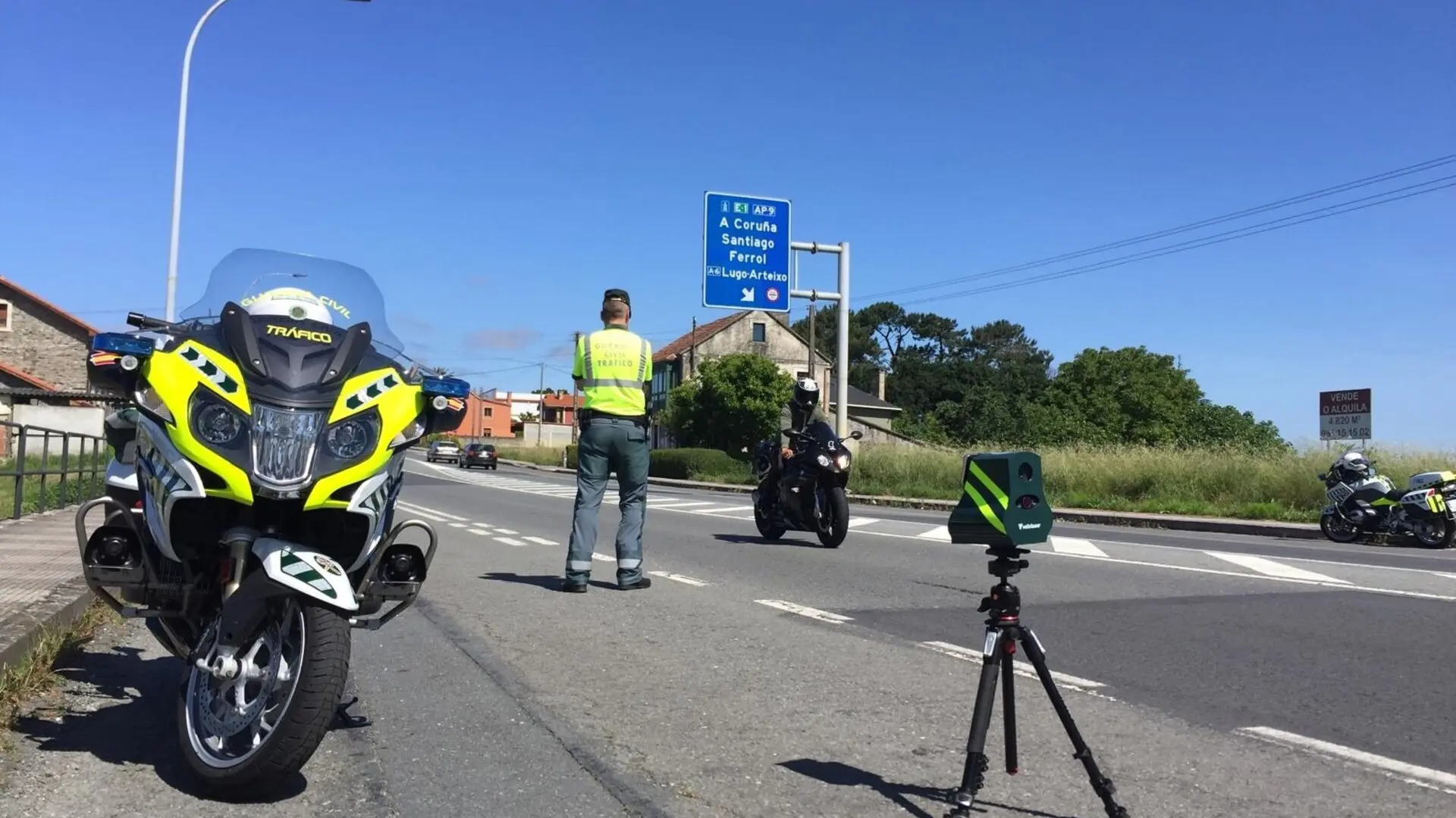 la Guardia Civil y las policías locales controlan la velocidad con mayor intensidad en las carreteras esta semana la Guardia Civil y las policías locales controlan la velocidad con mayor intensidad en las carreteras esta semana