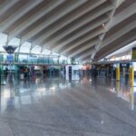 Doce menores que cogían un vuelo en Bilbao con destino Lanzarote, trasladados al hospital por una gastroenteritis leve Doce menores que cogían un vuelo en Bilbao con destino Lanzarote, trasladados al hospital por una gastroenteritis leve