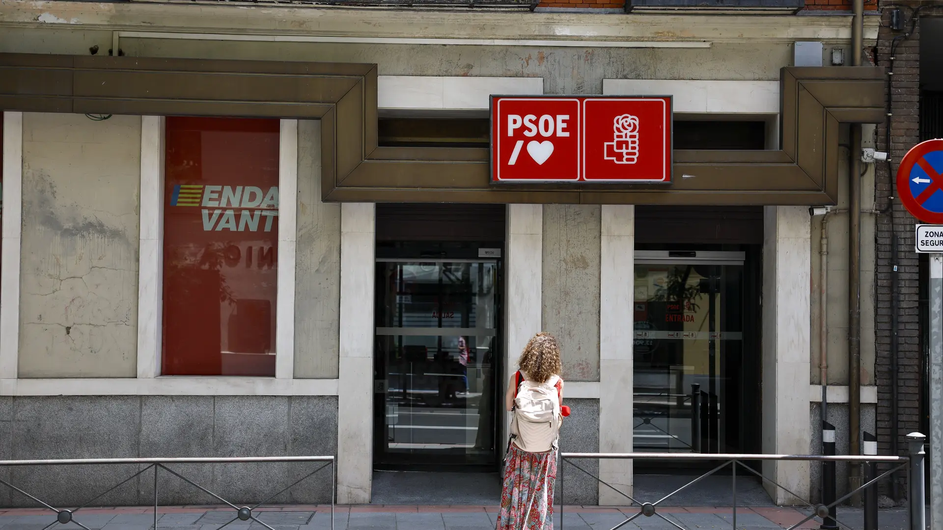 La UCO registra la sede del PSOE en Ferraz por presunta financiación ilegal