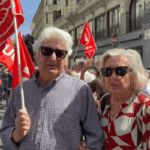 La «emergencia social» de la vivienda protagoniza las marchas del Primero de Mayo y los sindicatos recuerdan que millones de familias no llegan a fin de mes La «emergencia social» de la vivienda protagoniza las marchas del Primero de Mayo y los sindicatos recuerdan que millones de familias no llegan a fin de mes