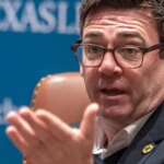 Qué tiene que hacer Burnham, el político laborista más popular de Reino Unido, para desafiar el liderazgo de Starmer Qué tiene que hacer Burnham, el político laborista más popular de Reino Unido, para desafiar el liderazgo de Starmer