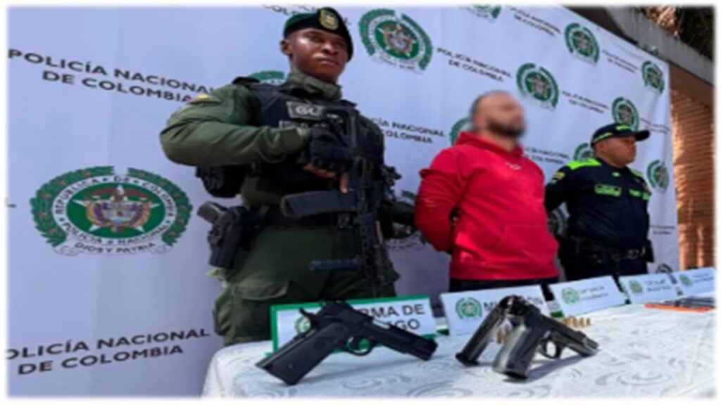Capturan en Medellín a presunto segundo al mando de la banda La Sierra: llevaría más de 20 años delinquiendo Capturan en Medellín a presunto segundo al mando de la banda La Sierra: llevaría más de 20 años delinquiendo