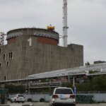 Un dron ucraniano impacta contra el edificio de una de las turbinas de la central nuclear de Zaporiyia