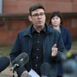 el alcalde de Gran Mánchester amenaza con disputarle el liderazgo a un tocado Starmer el alcalde de Gran Mánchester amenaza con disputarle el liderazgo a un tocado Starmer