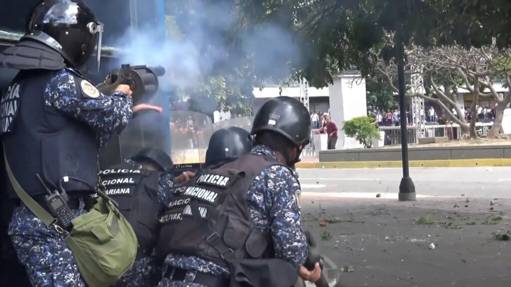 Casi treinta ONG en Venezuela piden a España extraditar «con celeridad» a Argentina a un excoronel chavista Casi treinta ONG en Venezuela piden a España extraditar «con celeridad» a Argentina a un excoronel chavista
