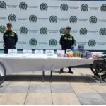 Caen seis viviendas señaladas de microtráfico en Engativá: hallan droga, pólvora y bicicletas sin documentación Caen seis viviendas señaladas de microtráfico en Engativá: hallan droga, pólvora y bicicletas sin documentación