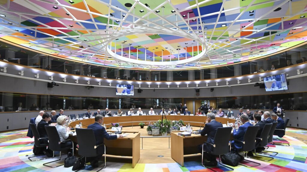 Los líderes de la UE se ‘parten’ sobre la relación con China pero estrenan la era pos-Orbán con unanimidad sobre Ucrania