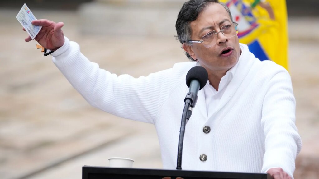 Petro no acepta resultado electoral que dio a De la Espriella como el más votado
