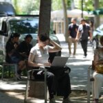 Protecció Civil alerta de calor nocturno «muy intenso» en el litoral y prelitoral de Catalunya Protecció Civil alerta de calor nocturno «muy intenso» en el litoral y prelitoral de Catalunya