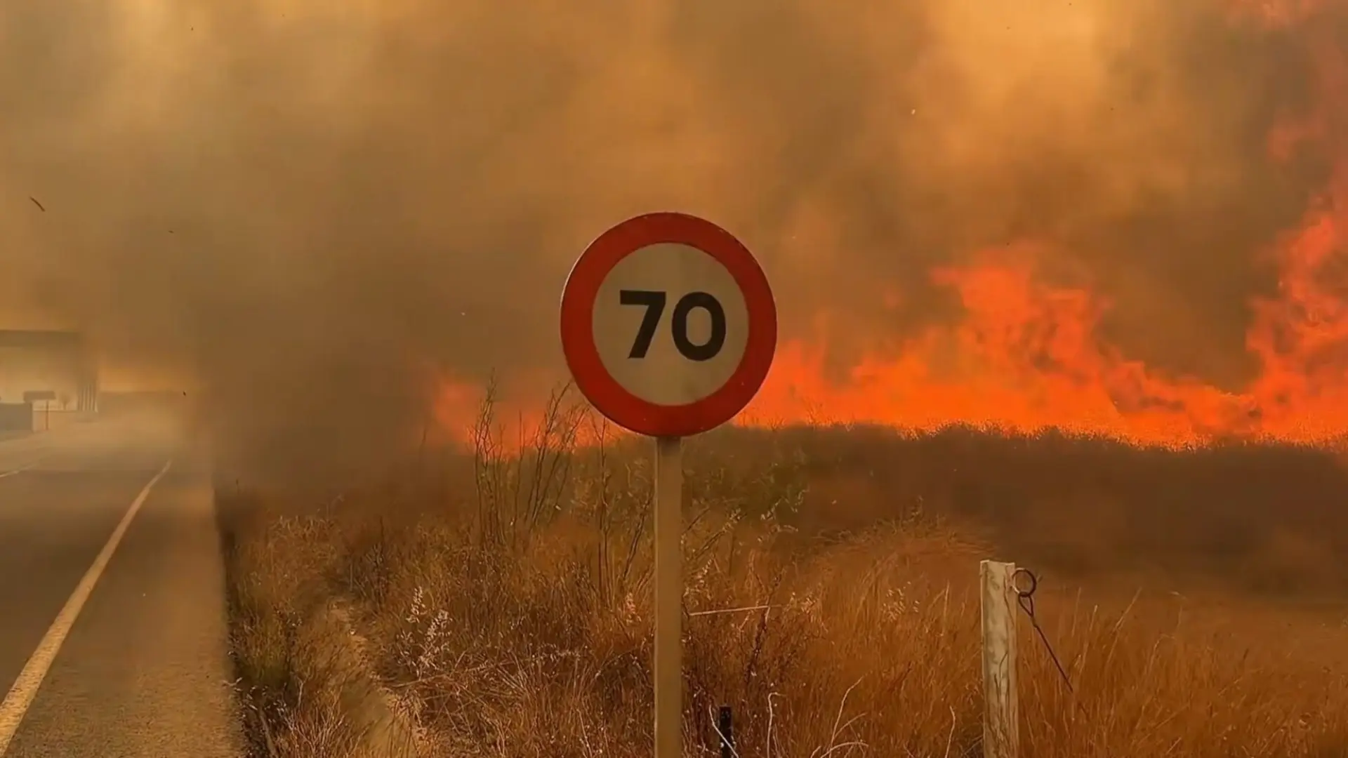 El incendio de la Vall d’Uixó entra en su cuarto día tras calcinar 8.500 hectáreas