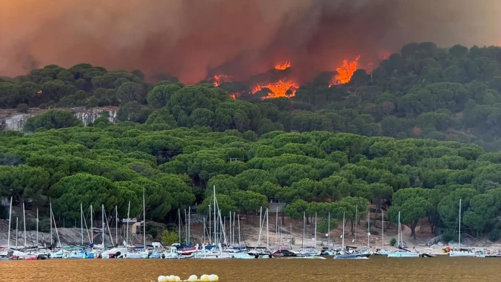 España aún no solicita, como sí han hecho Francia y Portugal, el Mecanismo Europeo de Protección Civil frente a los incendios