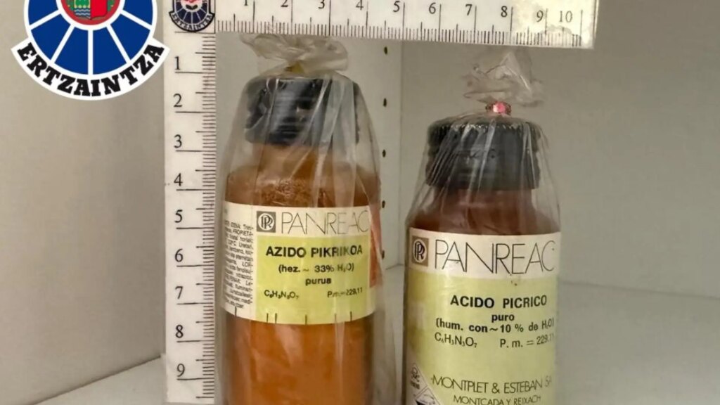 La Ertzaintza retira seis botes de ácido pícrico en centros escolares de Eibar, Getxo, Bilbao y Vitoria La Ertzaintza retira seis botes de ácido pícrico en centros escolares de Eibar, Getxo, Bilbao y Vitoria