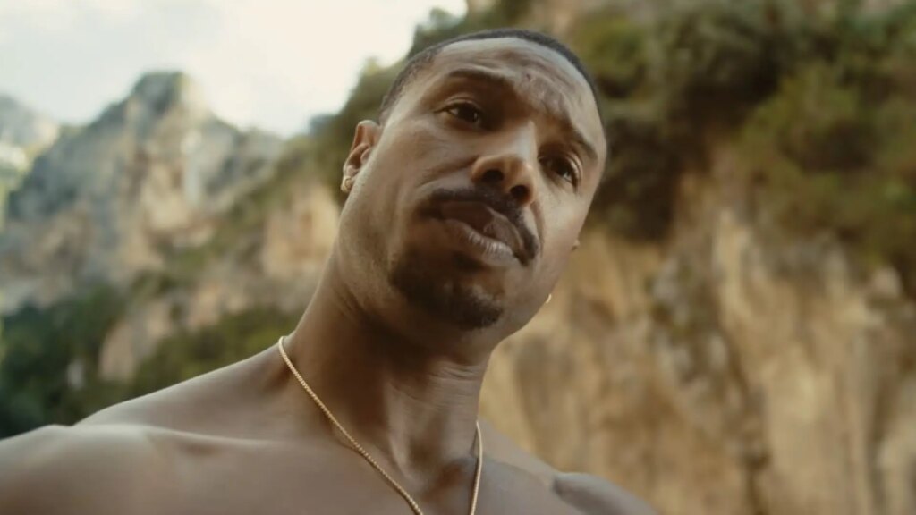 Michael B. Jordan enseña el tráiler de su remake con Adria Arjona Michael B. Jordan enseña el tráiler de su remake con Adria Arjona