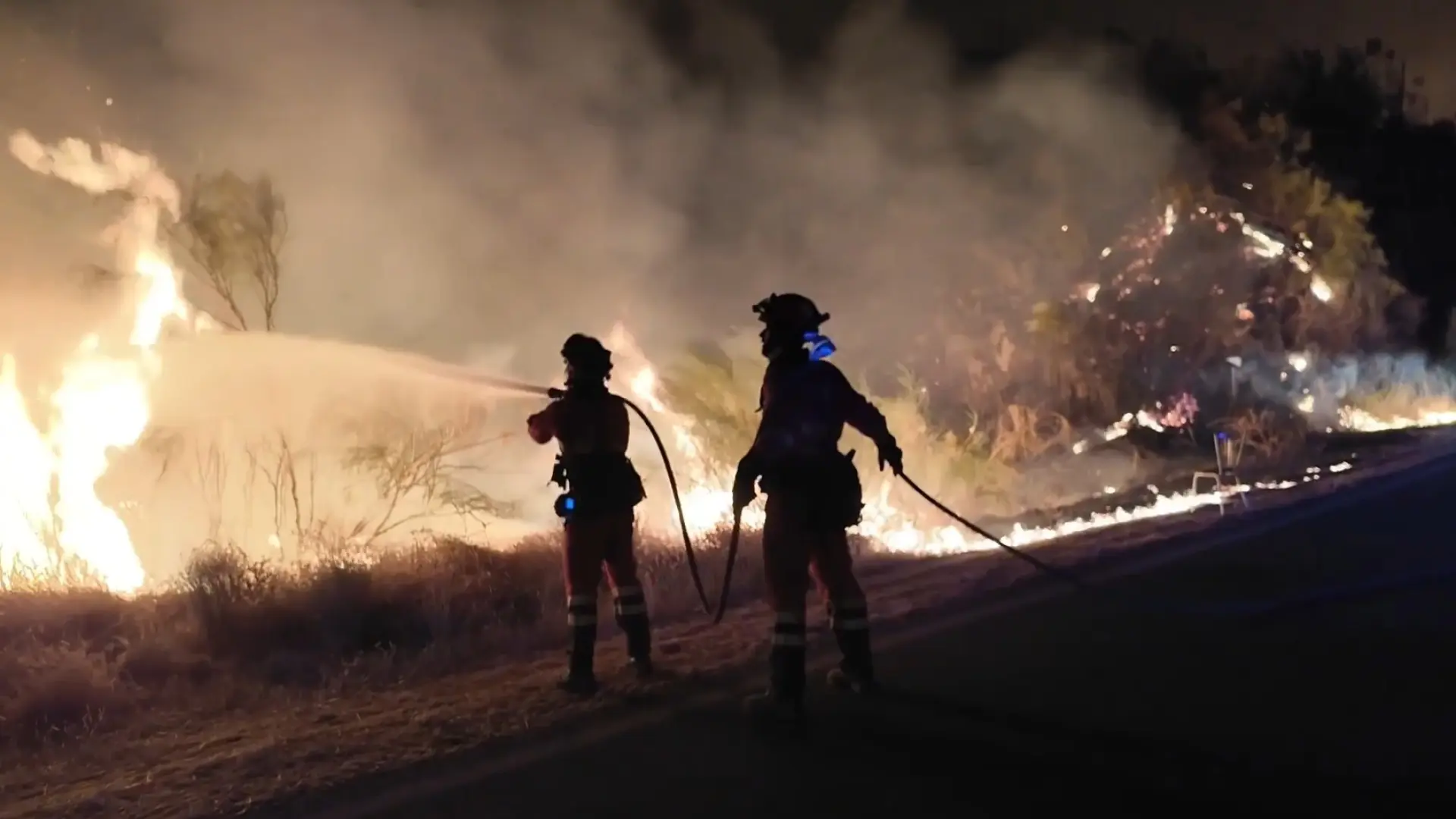 Una francesa figura entre las personas no localizadas tras el incendio de Almería Una francesa figura entre las personas no localizadas tras el incendio de Almería