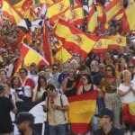 Cientos de ceutíes vuelven a las calles, hartos de no ver soluciones a la crisis migratoria un mes después de la entrada masiva