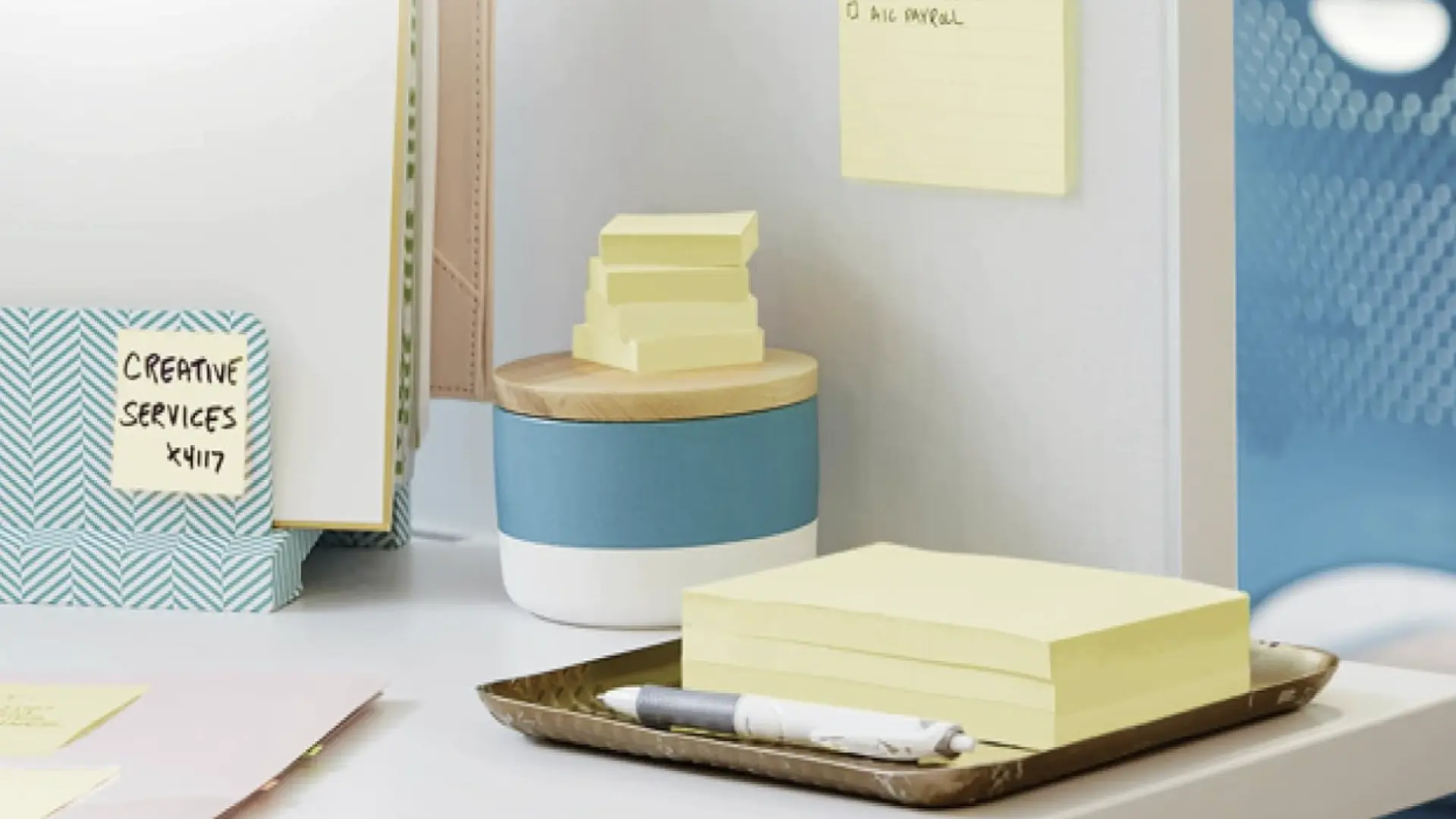 El megalote de Post-it para no quedarte sin tomar notas durante todo el curso, con 4 blocs de regalo